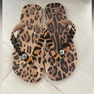 Women's Top Dolce & Gabbana Leopard Rose Gold Flip-Flops Size 7/8